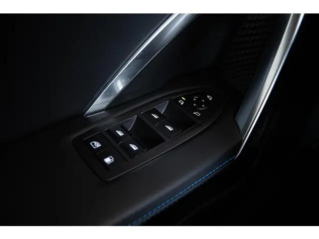 BMW X1 xDrive30e 2024 Hybride Benzine 50