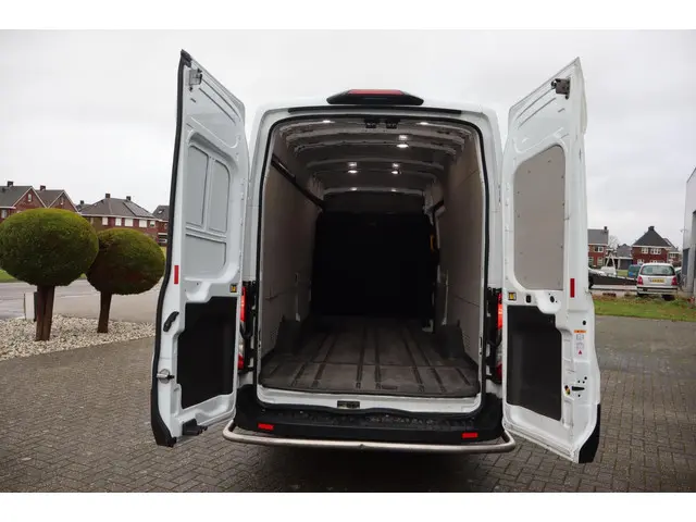 Ford Transit 350 2.0 TDCI L4H3 Trend RWD 2020 Diesel 8