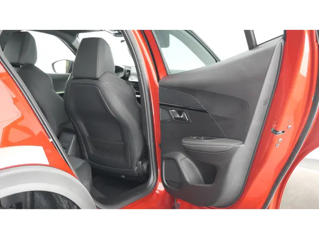 Peugeot 2008 PureTech 130 GT 2022 Benzine 52