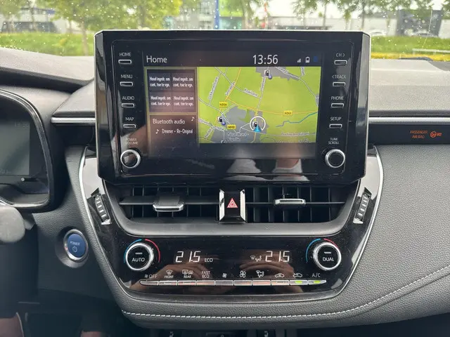 Toyota Corolla 1.8 Hybrid Dynamic 2021 Hybride Benzine 17