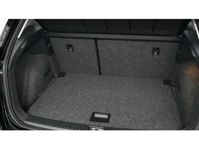 SEAT Arona 1.0 EcoTSI 95pk Reference 2024 Benzine 36