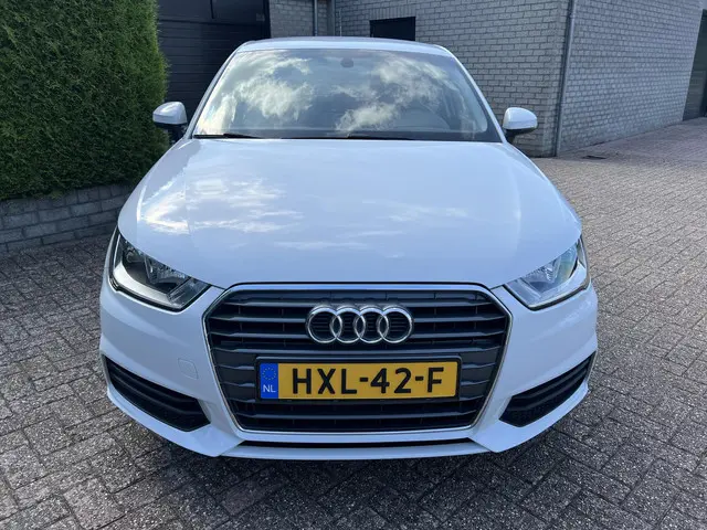 Audi A1 Sportback 1.0 TFSI Sport 2015 Benzine 3