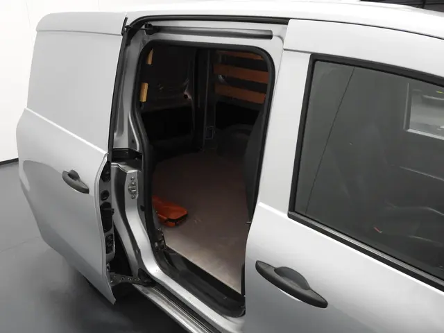 Renault Kangoo 1.5 Blue dCi 75 Comfort L1 2022 Diesel 25