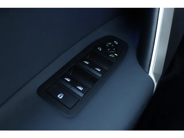 BMW iX xDrive40 High Executive 2025 Elektrisch 28