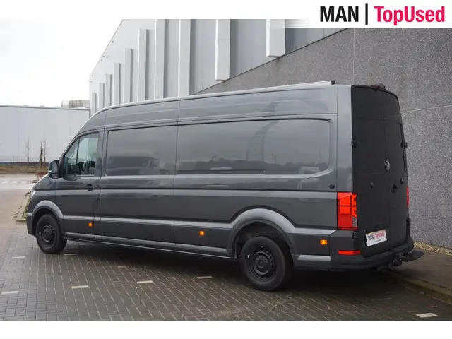 Volkswagen Crafter 35 2.0 TDI L4H3 Highline 2022 Diesel 26
