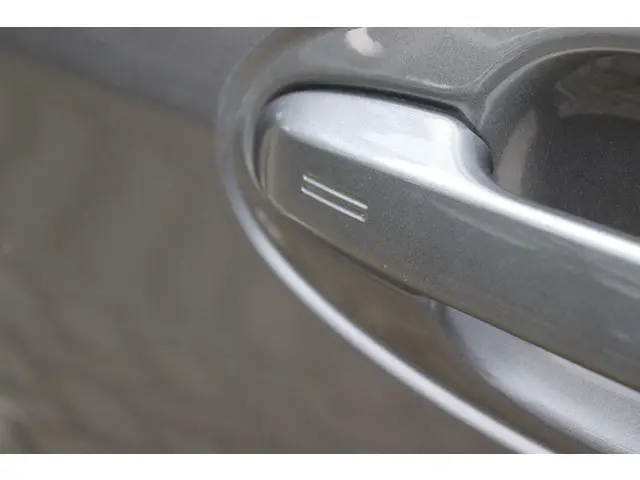 Toyota Yaris 1.5 Hybrid Trend 2017 Hybride Benzine 9