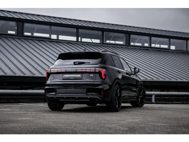 Lynk & Co 01 1.5 More 2025 Hybride Benzine 41