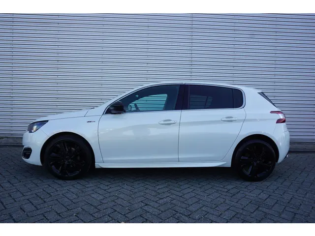 Peugeot 308 1.2 PureTech GT-line AUTOMAAT 2015 Benzine 4