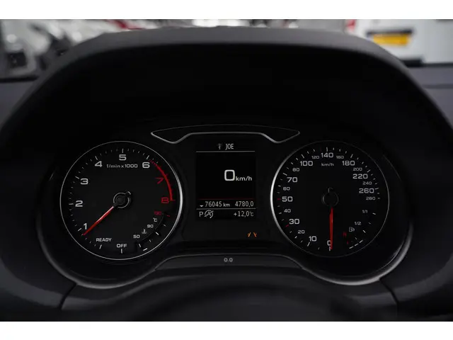 Audi Q2 35 TFSI epic 2020 Benzine 22
