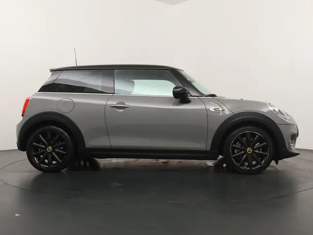 MINI Electric Yours 33 kWh 2020 Elektrisch 8