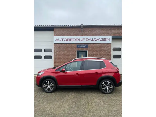Peugeot 2008 1.2 PureTech Active 2017 Benzine 6