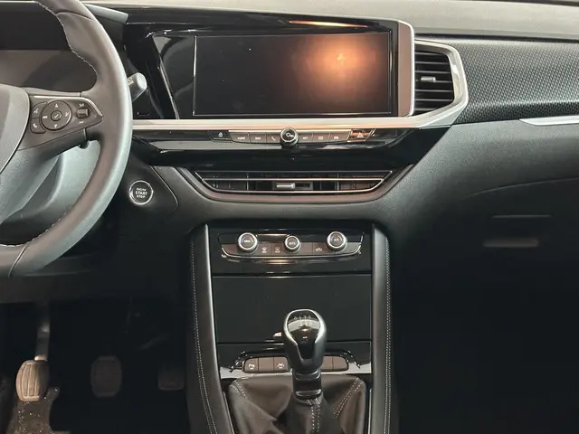 Opel Grandland 1.2 Turbo GS 2023 Benzine 10