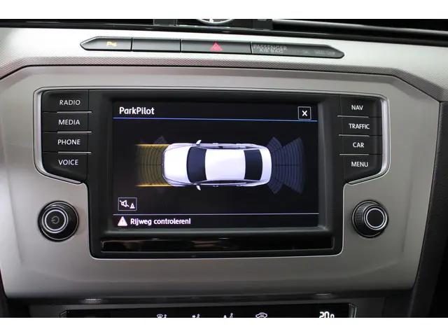 Volkswagen Passat 1.4 TSI Comfortline 2017 Benzine 13