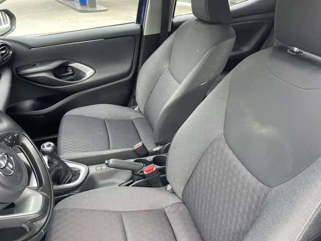 Toyota Yaris 1.0 VVT-i Active 2022 Benzine 10