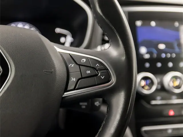 Renault Mégane Estate 1.3 TCe Sport Deluxe 2021 Benzine 19