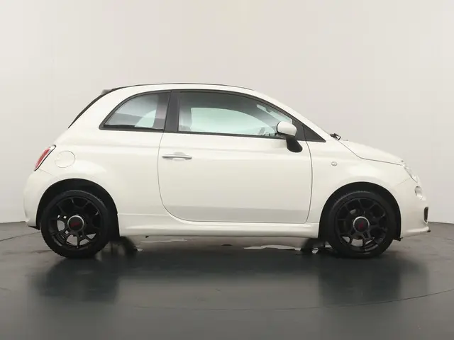 Fiat 500C 0.9 TwinAir Lounge 2013 Benzine 6