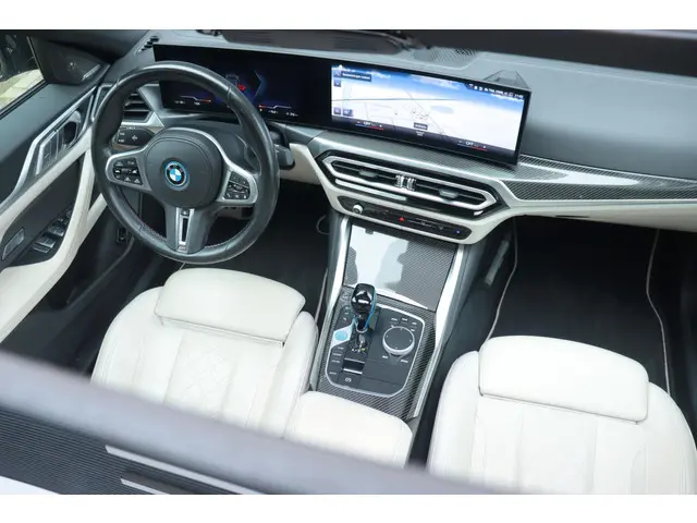BMW i4 M50 2023 Elektrisch 14