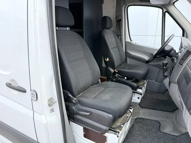 Mercedes-Benz Sprinter 311 2.2 CDI 2017 Diesel 8