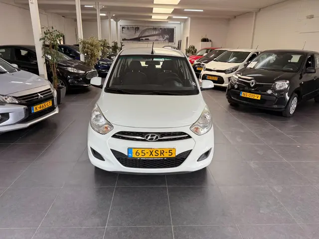 Hyundai i10 1.0 i-Drive 2012 Benzine 2