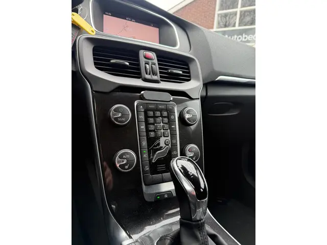 Volvo V40 1.5 T2 Polar+ 2019 Benzine 7