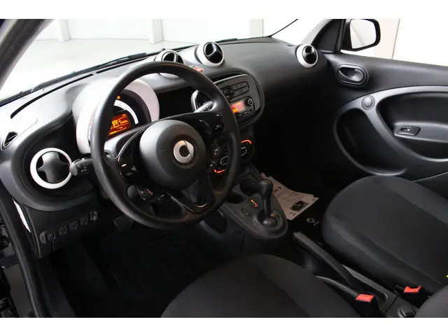 Smart Forfour 1.0 Automaat 2017 Benzine 9