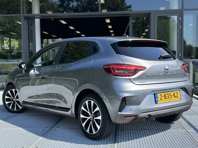 Mitsubishi Colt 1.0T MT Intense 2024 Benzine 6