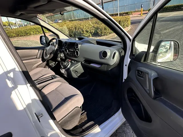 Peugeot Partner 120 1.6 BlueHDi 75 L1 XR 2016 Diesel 6