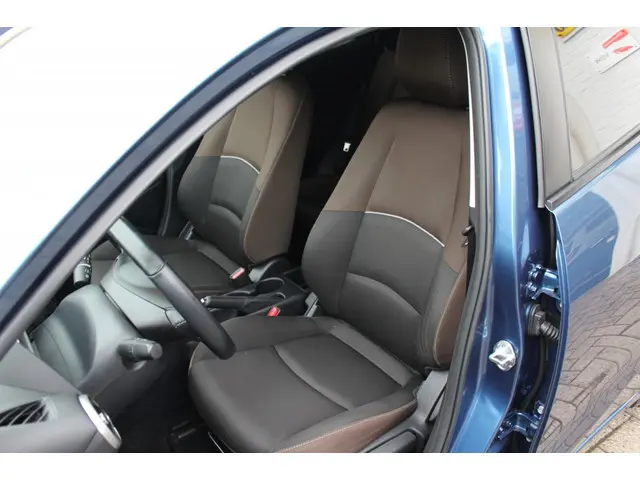 Mazda 2 1.5 Skyact-G Style Select 2020 Benzine 9