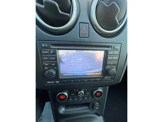 Nissan QASHQAI 1.6 Acenta-automaat-nette auto 2012 Benzine 9