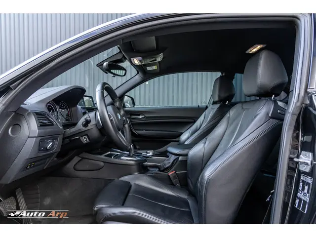 BMW 2 Serie Coupé M240i High Executive 2017 Benzine 13