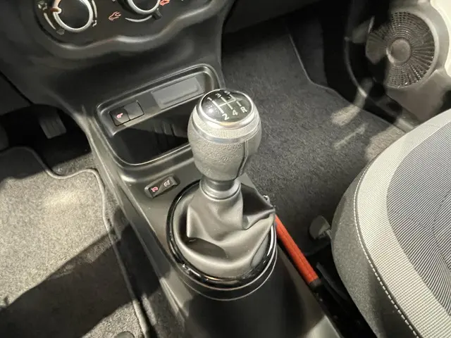 Renault Twingo 1.0 SCe Collection 2020 Benzine 18