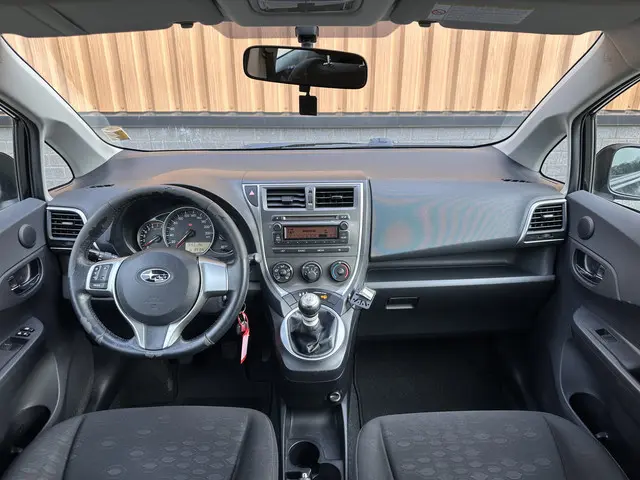 Toyota Verso-S 1.3 Luxury 2013 Benzine 9