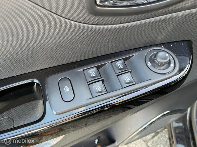 Renault Captur 1.2 TCe Dynamique automaat 2013 Benzine 10