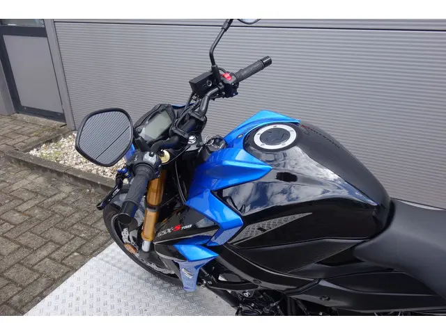 Suzuki GSX GSX-S 750 ABS 2017 Benzine 21