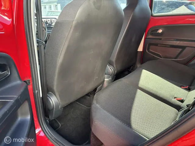 SEAT Mii 1.0 Sport Dynamic 2014 Benzine 15
