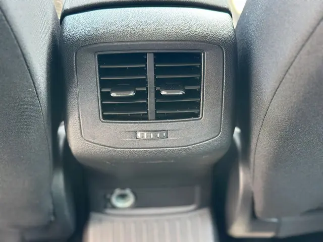 Volkswagen T-Roc 1.5 TSI Style 2020 Benzine 12