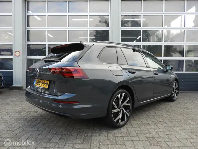Volkswagen Golf Variant 1.5 eTSI 150 PK 2021 Benzine 9
