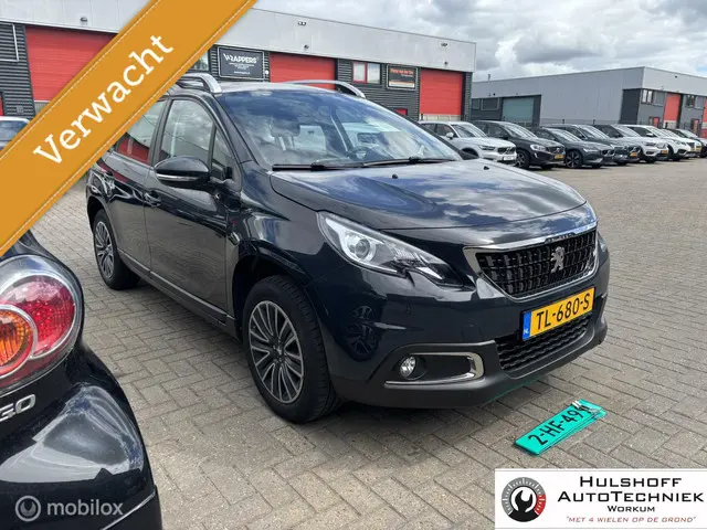 Peugeot 2008 1.2 PureTech Blue Lion 2018 Benzine 2