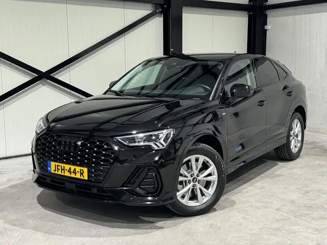 Audi Q3 Sportback 45 TFSI e S-Line 2022 Hybride Benzine 6