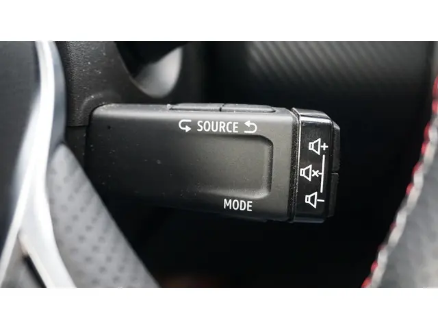 Renault Clio 1.0 TCe 92pk R.S. Line 5Drs 2022 Benzine 27