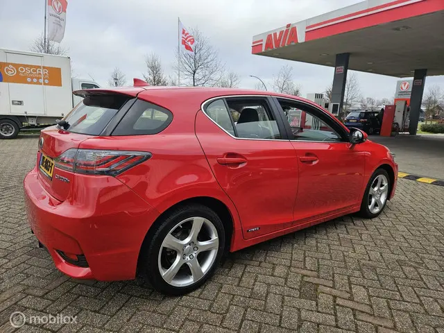 Lexus CT 200h HYBRID 2016 Hybride Benzine 5