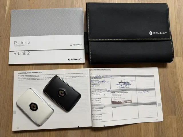 Renault Scénic 1.3 TCe Bose 2018 Benzine 24