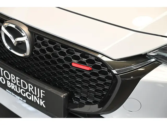 Mazda 2 SkyActiv-G 90 automaat Homura Aka 2024 Benzine 6