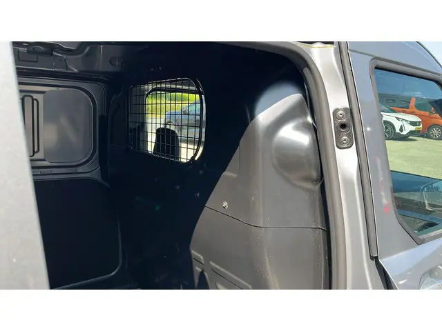 Ford Transit Courier 1.5 EcoBlue Active 2024 Diesel 10