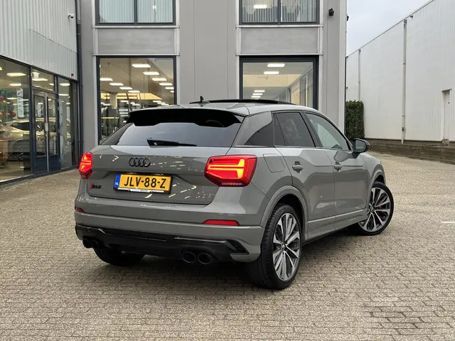 Audi SQ2 2