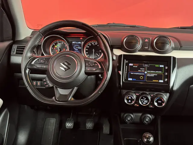 Suzuki Swift 1.2 Stijl Smart Hybrid 2017 Hybride Benzine 4