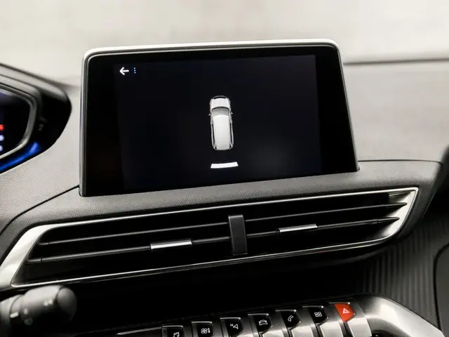 Peugeot 5008 1.2 PureTech Sport 7 Persoons 2019 Benzine 27