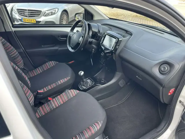 Citroën C1 1.0 VTi Shine / camera / navigatie 2019 Benzine 11