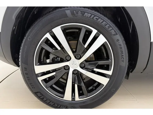 Peugeot 3008 1.2 Hybrid GT 2024 Hybride Benzine 14