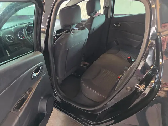 Renault Clio 0.9 TCe Intens 2017 Benzine 9